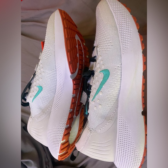 Wmns Nike react escape RN FK SOZE 10.5 NWB - Picture 6 of 9